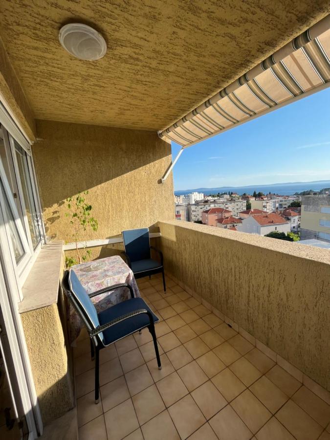 Sunny Corner Apartment Split Exterior photo